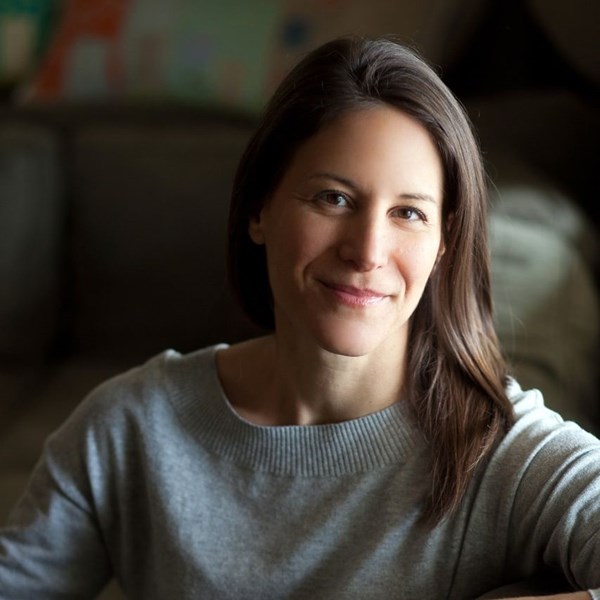 Carrie Bloomston