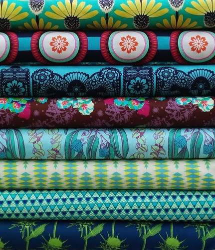 Pretty Potent Fat Quarter Bundle in Queen