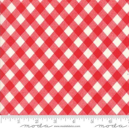 Vintage Picnic Gingham in Ruby Red