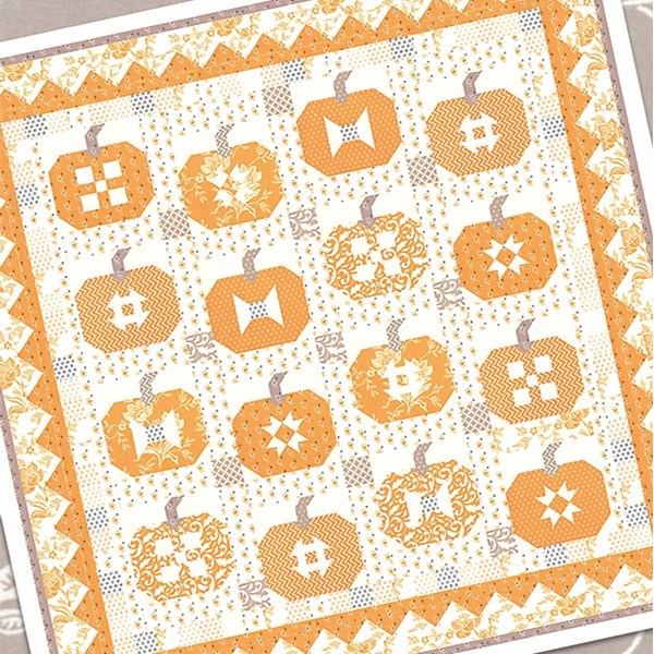 All Hallow's Eve Pumpkins & Cream Quilt Kit