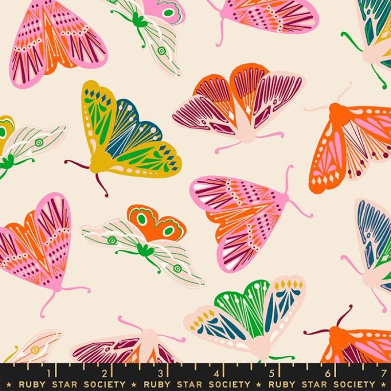 Fluttering - Natural