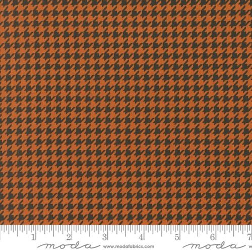 Haunting Houndstooth - Rust