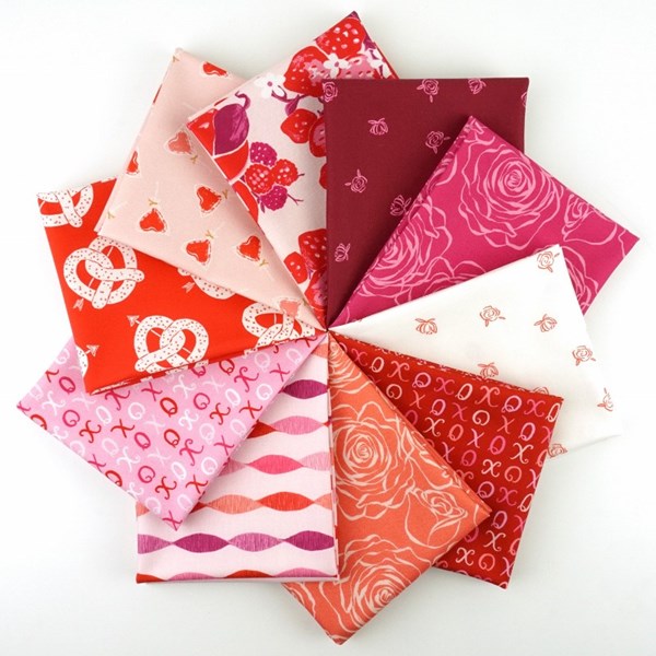 Love in Bloom Fat Quarter Bundle | Louise Pretzel | 10 FQs