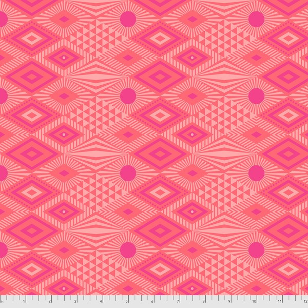 Lucy - Dragonfruit