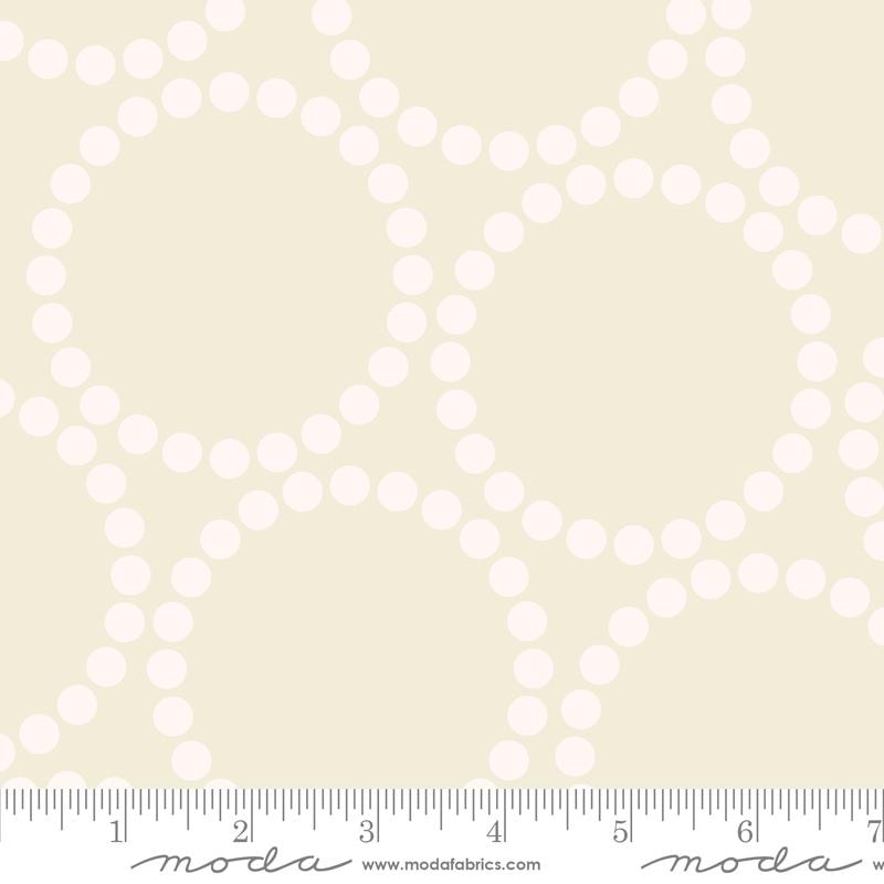Pearl Bracelet Wideback 108" - Eggshell White