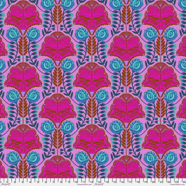 Petaloutha
