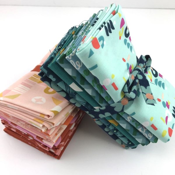 Quiltcon Mini Bundles - 6 FQS