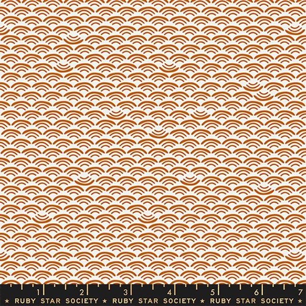 Smile and Wave - Saddle