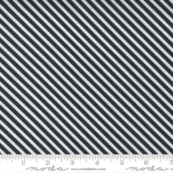 Spooky Bias Stripes - White
