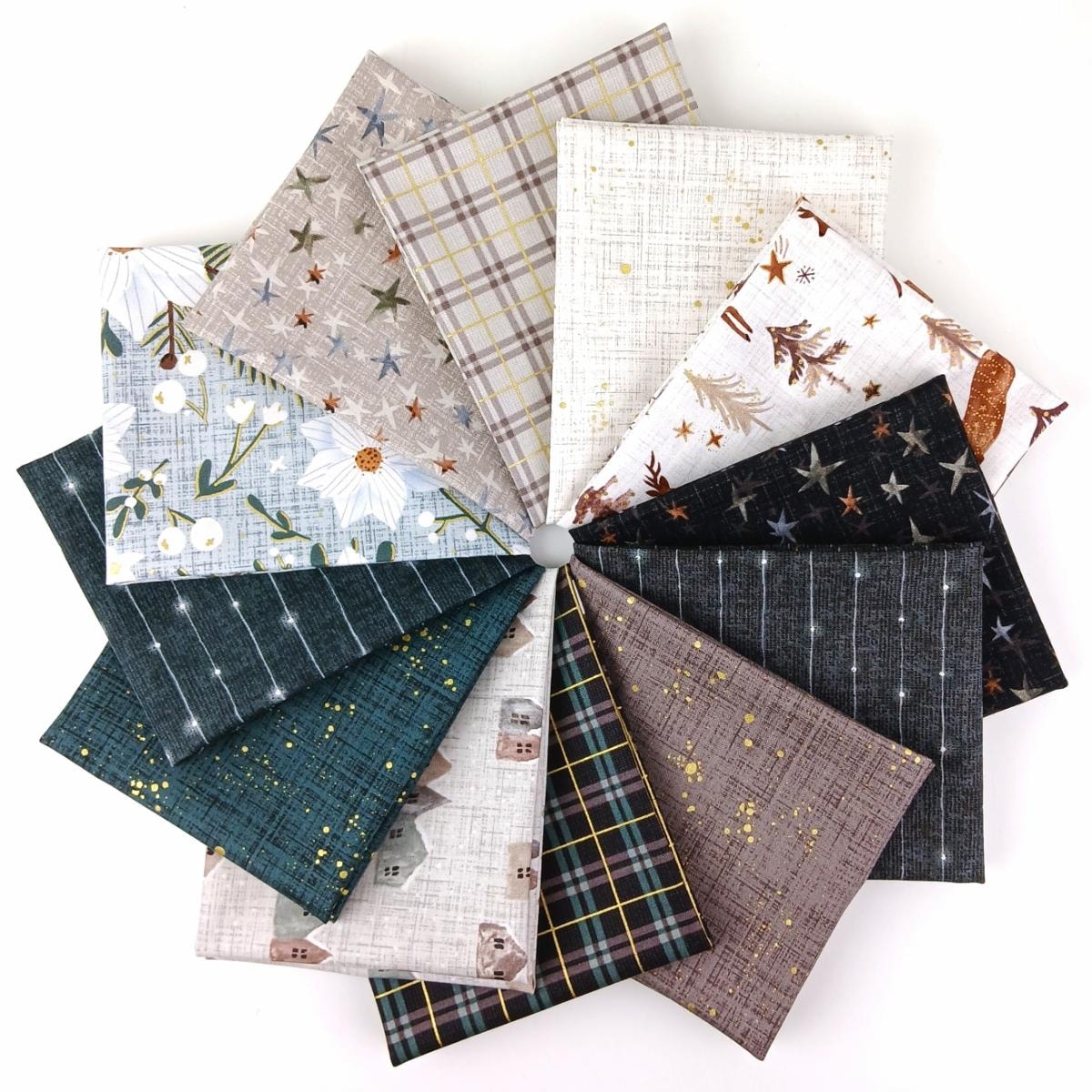 Winter Dreams Fat Quarter Bundle | Bernadett Urbanovics | 12 FQs